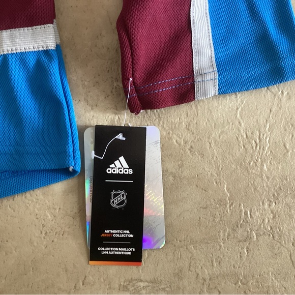 NWT Adidas Men’s Colorado Avalanche Hockey Jersey, Size Medium - Picture 5 of 7
